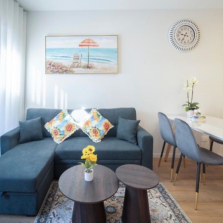 Modern Townhouse Close To City With Full Kitchen - Ellerslie Окленд Экстерьер фото